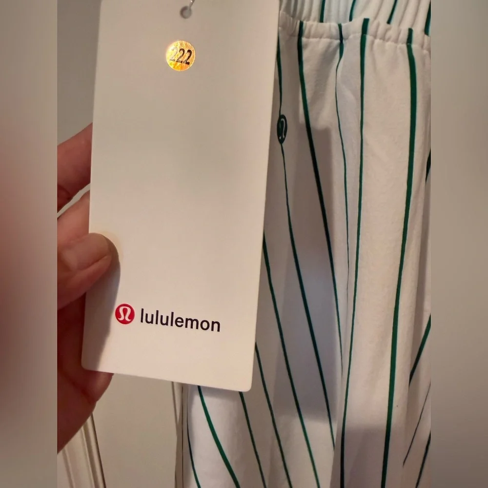 *sold* NWT Lululemon Stretch Woven Ruffle-Waist Midi Skirt White M - Picture 5 of 9